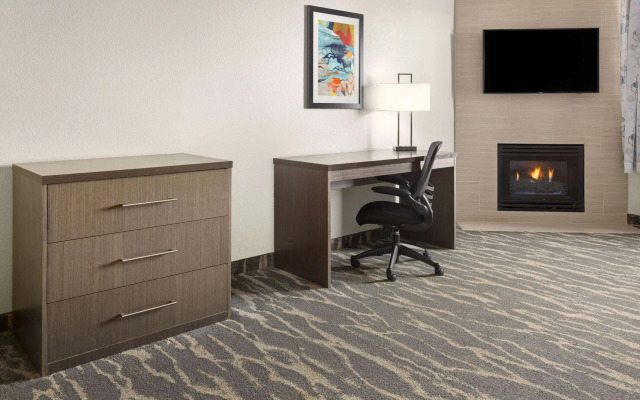 La Quinta Inn & Suites By Wyndham Kokomo