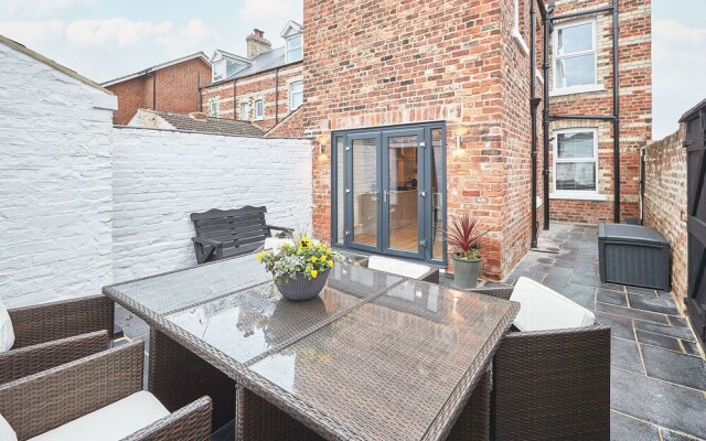 Host Stay Randolph House