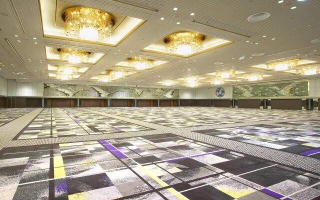 Hotel New Otani Tokyo, The Main