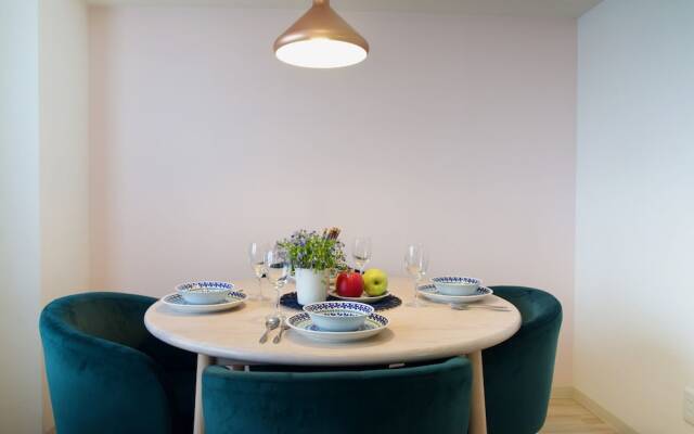 F24-506 Premium Suite 4ppl 2beds 1min from Subway