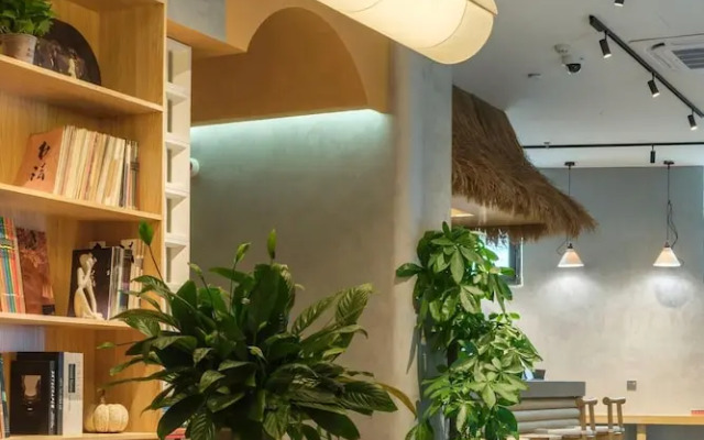 Shanghai Hills&Dengba Youth Hostel