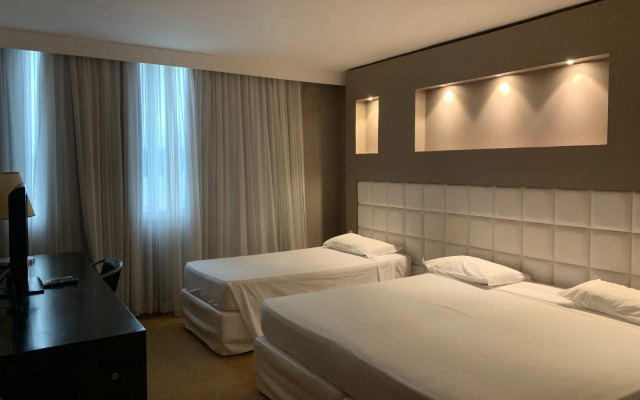 Favorita Golden Hotel e Eventos