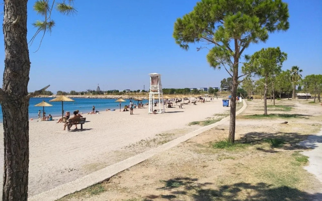 The View in Glyfada With 2 Bedrooms and 2 Bathrooms