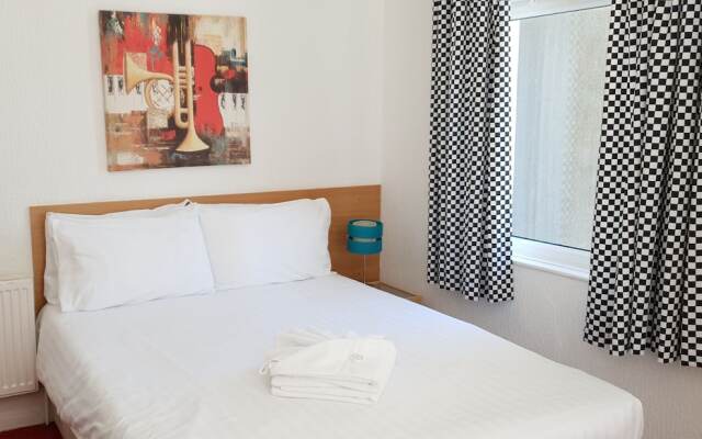 Morgans 60's experience on the promenade