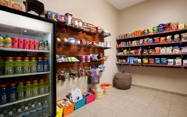 Best Western Plus Peppertree Inn At Omak