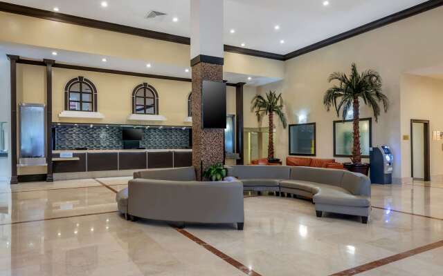 Ramada Plaza by Wyndham Marco Polo Beach Resort