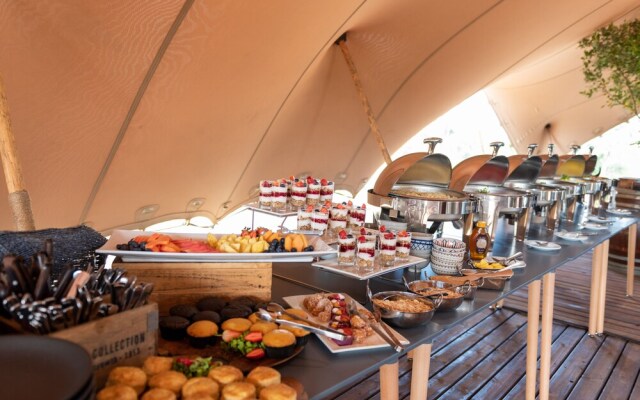 Kruger Untamed - Tshokwane River Camp