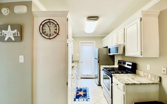 Ocean Reef 103 by ALBVR