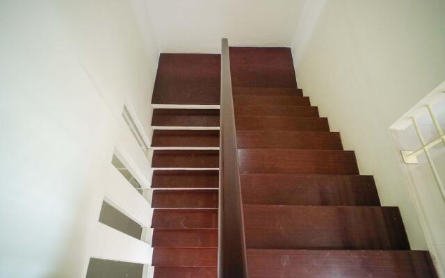 RedDoorz @ Bukit Palma Surabaya