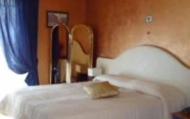 Tea Palace Hotel