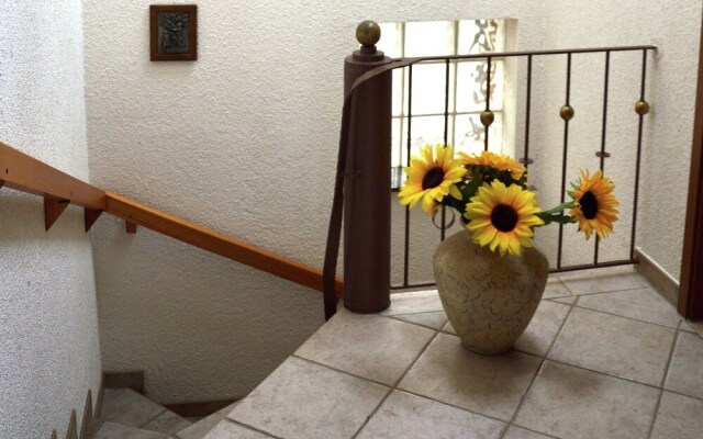 Apartment in Elpe With Balcony, Garden Furniture, Heating