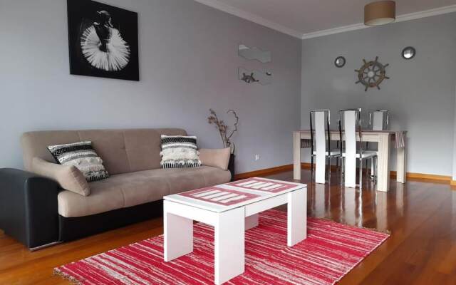 Stunning Apartment With 3 Mins Santa Cruz Beach