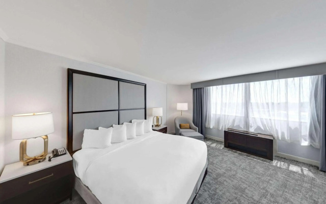 Hilton Chicago/Oak Lawn