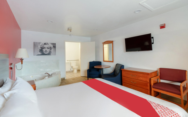 OYO Hotel San Antonio near AT&T Center