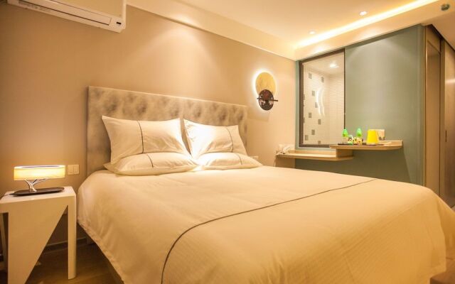 Magnolia Guilin Yangshuo West Street Hotel