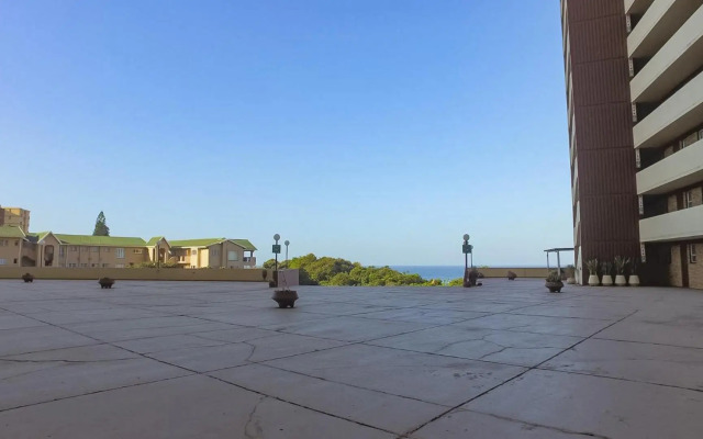 Shangri LA Apartment 208 & 803