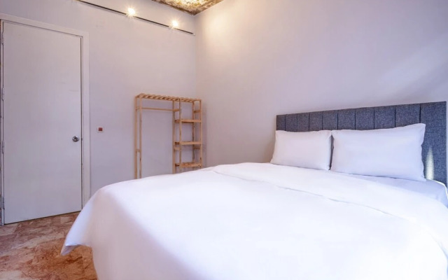 Dreamy Flat With Excellent Location in Beyoglu