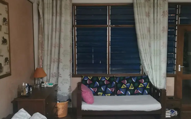 Qua Bruce Apartment
