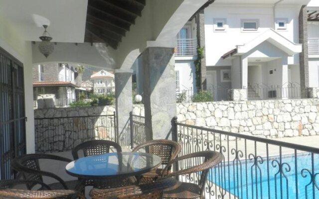 New Age Villa Cetin