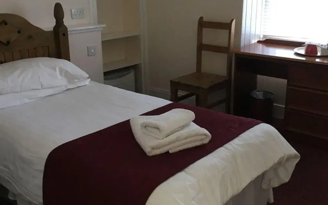 Novar Arms Hotel