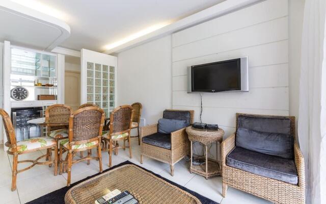 Férias Jurerê-apto 2 suítes para 6 pessoas VDI208