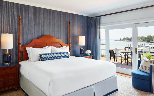 Tides Inn & Suites