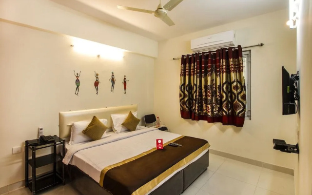 OYO 8587 Dwell Suites