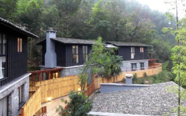 Yunxi Daijia Mountain Guesthouse