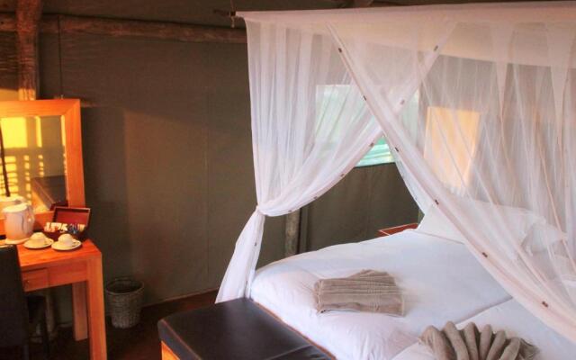 Intu Africa Suricate Tented Kalahari Lodge