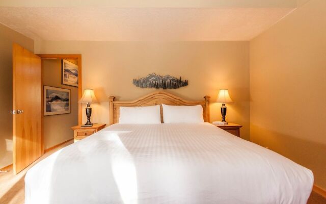 Pines #2073 - 2 Br Condo