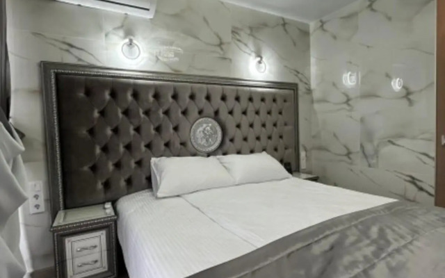 Green House on Lenin