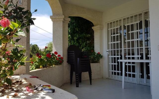 Casa Fragata con Jardin y Vista Mar - 102D