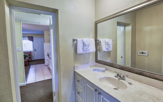 Club Destin Condos