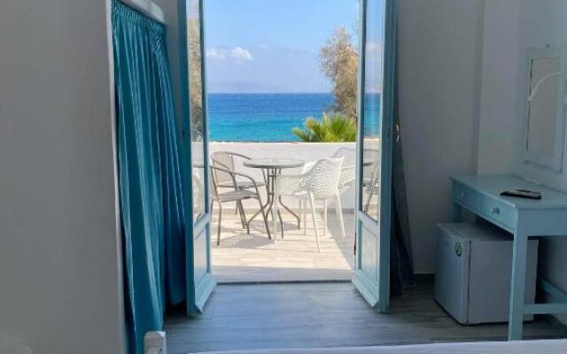 cactus beach paros
