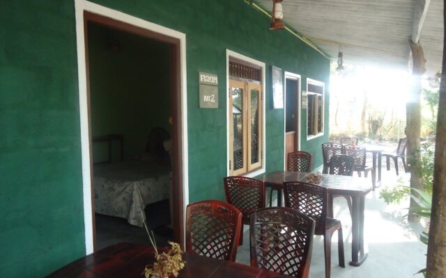 Tree house sigiri queens rest