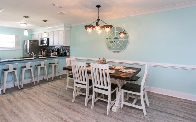 Edgewater Retreat