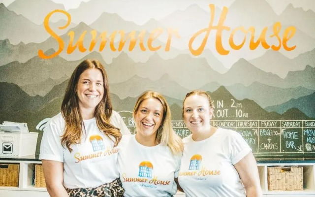 Summer House Backpackers