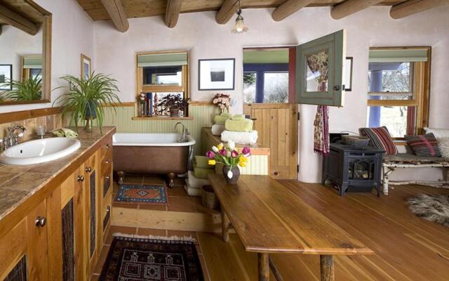 Casa Gallina - An Artisan Inn