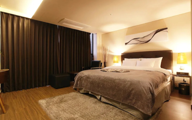 Hotel Ahava