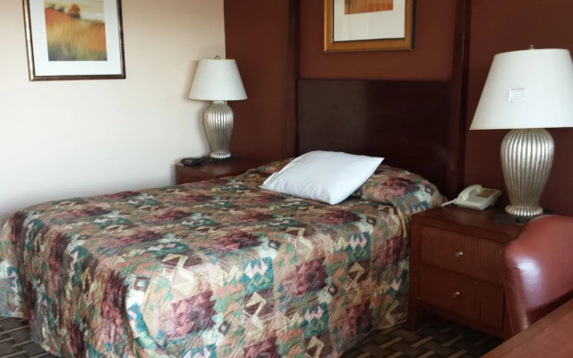 Executive Inn & Suites