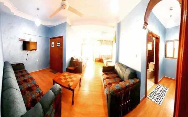 Al Hawari Apartments - Al Farouk Street