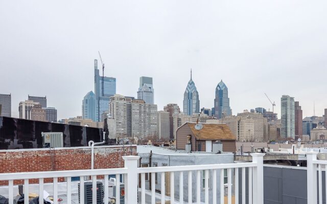 Stay Steps Away From Center City/rittenhouse!!