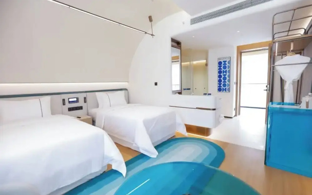 YEE HOTEL (free shuttle bus to Canton Fair Venue）