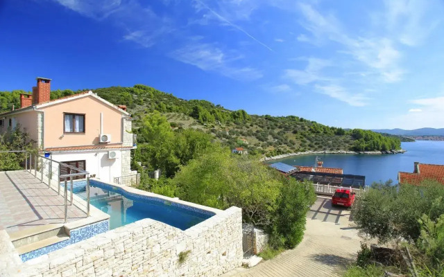 Villa Niso