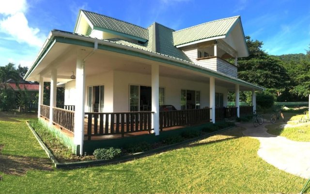 "casa Livingston - Luxury Villa - La Digue Seychelles"
