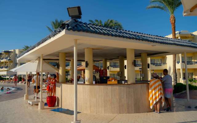 Grand Oasis Resort