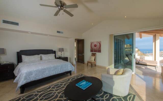 Spacious 5 BR W/amazing Ocean View at Villa del Mar