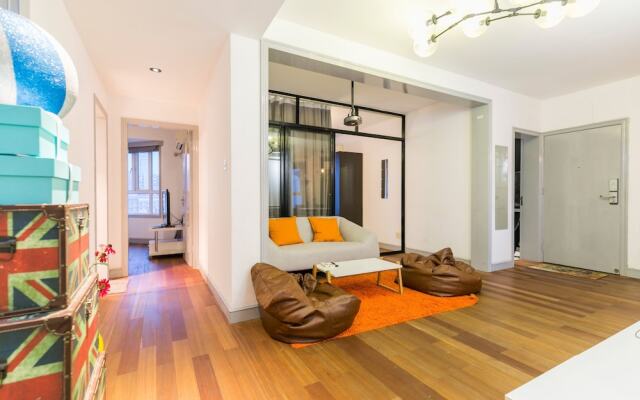 N2haus People Squre 4 bedrooms