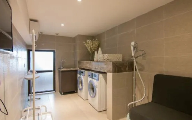 Homeinn Plus Hotel (Shanghai Sichuan North Road Subway Station)