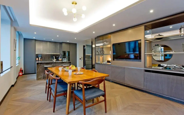 3-bed Deluxe Apt 205